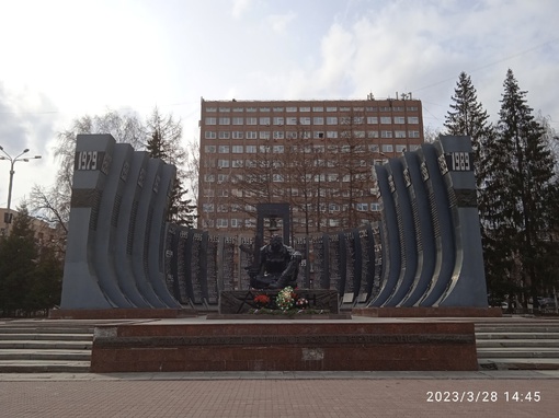 Чудесный майский вечер в столице Урала..