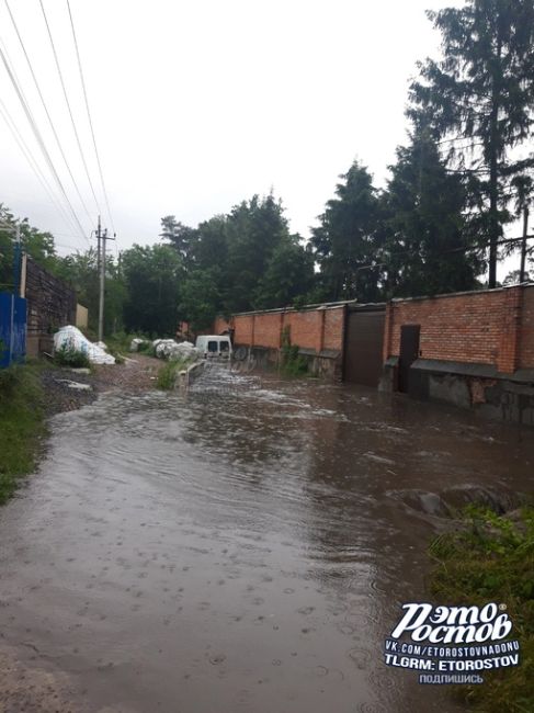 🌊 Фургон утонул во время сегодняшнего ливня на..