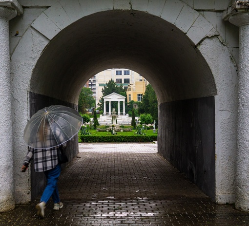 Вечерняя фотопрогулка по дождливому Ростову..