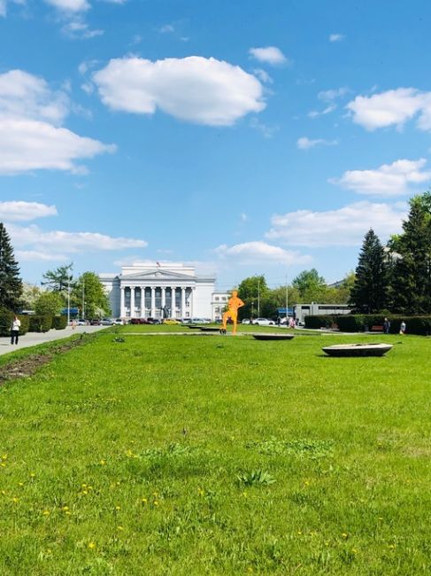 Чудесный майский вечер в столице Урала..