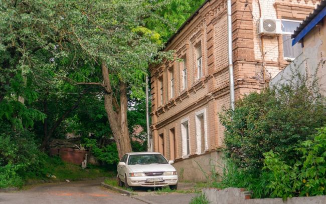 Атмосфера раннего летнего ростовского утра..