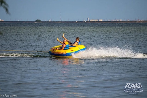 🏖 Обстановка на Цимлянском водохранилище. Люди купаются и веселятся..