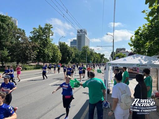 🏃‍♂ Летний сезон забегов открыт! Это сделали участники Всероссийского полумарафона 4 июня во всех городах..