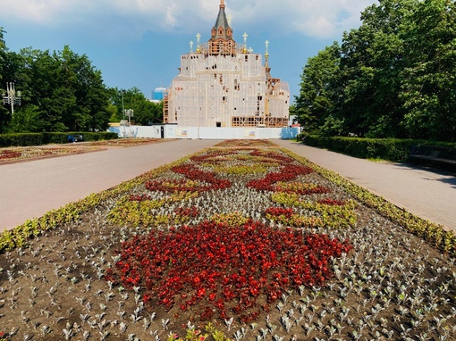 Красота в центральном районе Челябинска
Фото: Виктор..