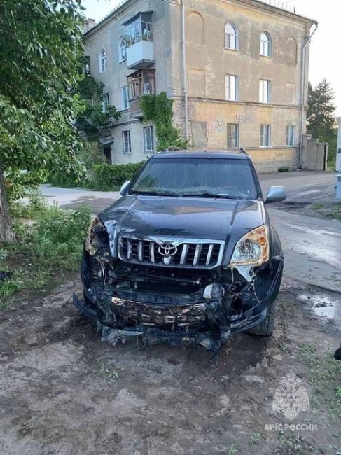 Ночка в Дзержинске была неспокойной. На улице Гайдара загорелись сараи.  В результате пожара сгорели сами..