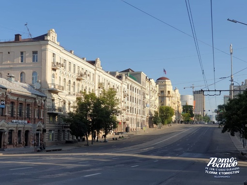 ⚡О вчерашнем событии напоминают только следы от танков на..