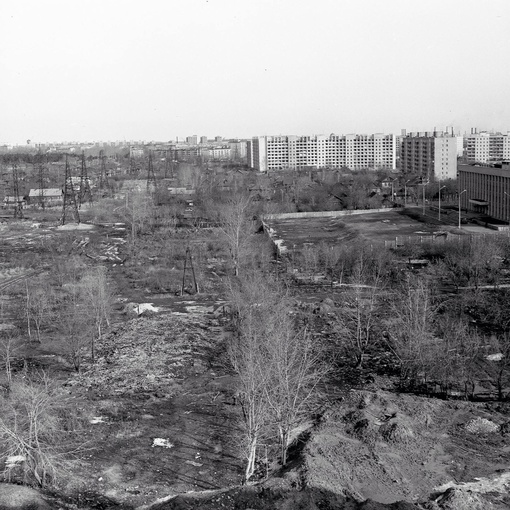 💟г.Горький , Центр Московского района. Справа райисполком.1981..