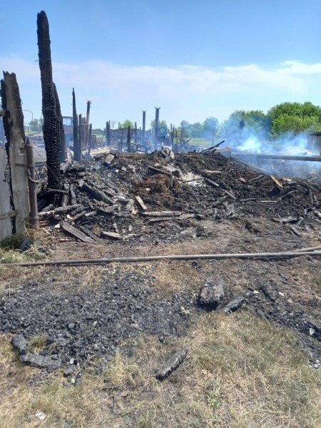 В Новосибирской области ураганный ветер сорвал крышу с Дома культуры.  В Здвинском районе Новосибирской..