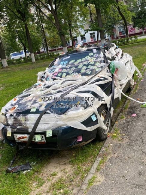 Нам пишет читатель: «Вот так обиженная нижегородка поздравила своего бывшего с Днем Рождения 😳»
______
..