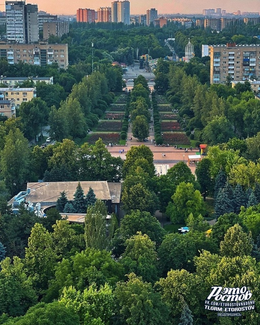 🌹Западный Жилой Массив. 
📍Аллея..