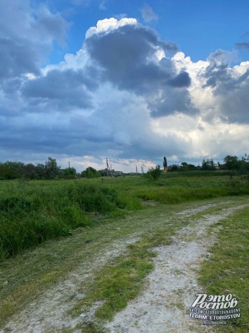 К вечеру собралась гроза. Хутор Дугино⛈  ⚡ Подпишись на паблик «Это..