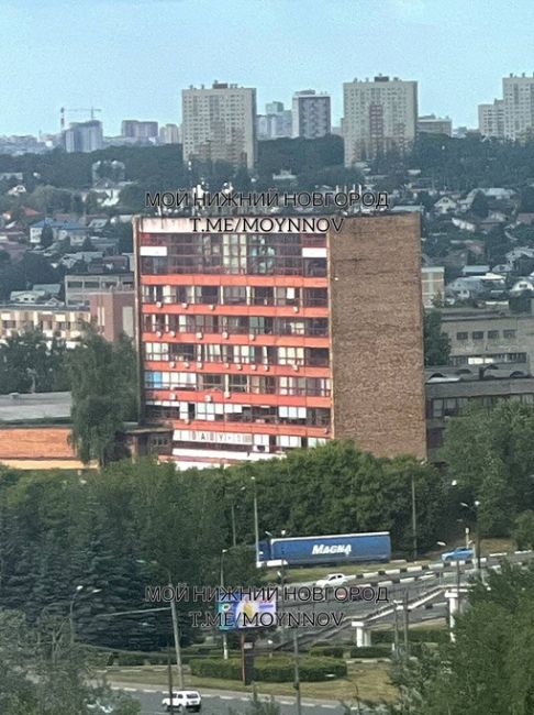 ❗️С нижегородского завода «Термаль» сняли рекламу с символикой ЧВК «Вагнер».
..