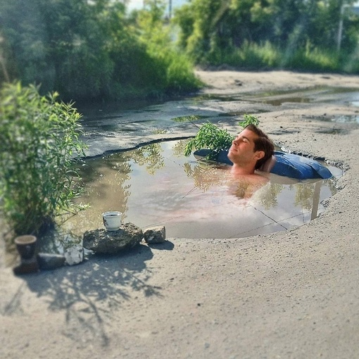 🗣️ Кажется, власти Заволжья фотожабы местных жителей не оценили, но результат есть — лужу засыпали(..