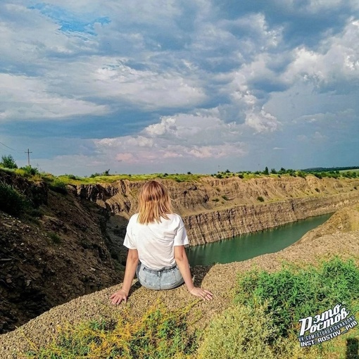 🌊Затопленный карьер в районе Болдыревского  сельского  поселения, в 55 км от Ростова.  Место малоизвестно, ..