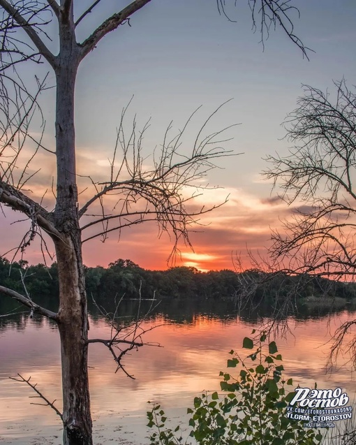 ☀ Летний закат на реке Северский..