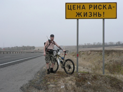 Сегодня в ростовском зоопарке свой 14-й День рождения отмечает лев по кличн «Цезарь».  В честь праздника..