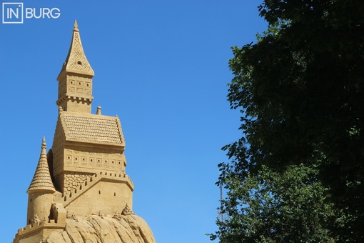 Песочные скульптуры в Парке Пушкина.  Рассматриваем их..