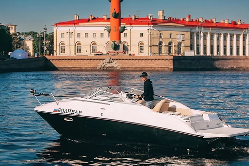 Теперь все гости и жители Санкт-Петербурга могут насладиться теплой погодой и красотами города,..