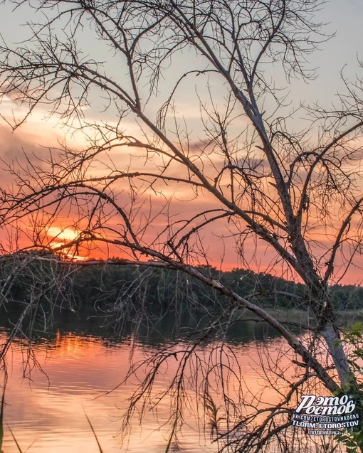 ☀ Летний закат на реке Северский..