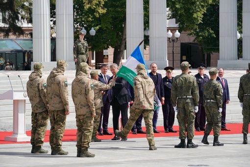 С Советской площади Уфы мы проводили на боевое слаживание добровольцев штурмовой, снайперской и..