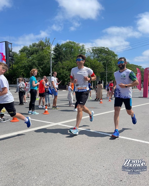 🏃‍♂ Летний сезон забегов открыт! Это сделали участники Всероссийского полумарафона 4 июня во всех городах..