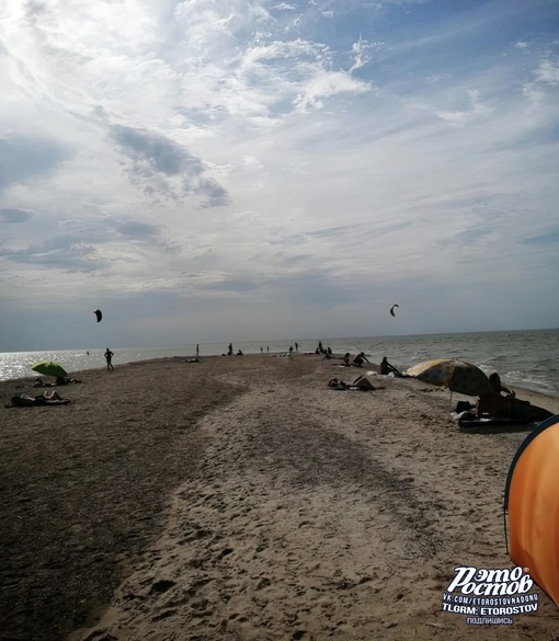 💙🏖 Пляж на Павло-Очаковской косе. Место очень неплохое , дорога вполне комфортная, ехать недалеко и..