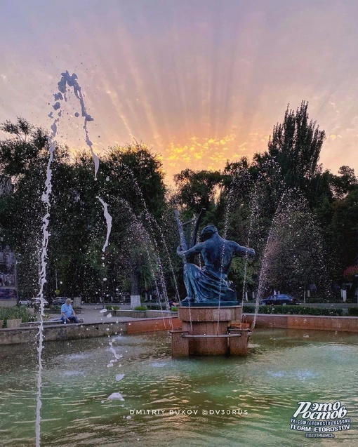 ⛲ Ростовские фонтаны - это то, что сейчас освежает в..