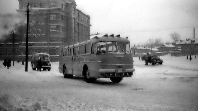 г. Горький, Дом связи на пл. М.Горького. 1985..