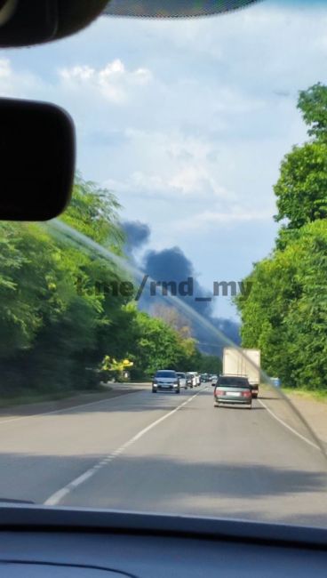 Пожар в Таганроге. Очевидцы говорят, что горит..