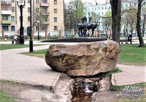 💙 Так начинается Дон-Батюшка. Исток находится в городе Новомосковск, Тульской области 
Немного о реке.....