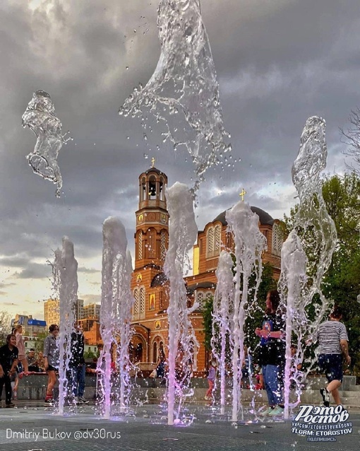 ⛲ Ростовские фонтаны - это то, что сейчас освежает в..