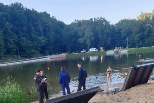 🗣️ Очередная гибель на воде в Нижнем. На озере на Щелоковском хуторе утонул мужчина.  Друзья, берегите..