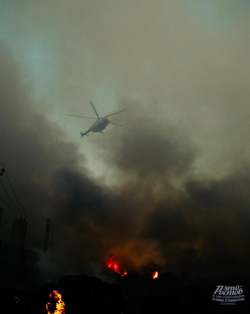 👨‍🚒 Спасатели сообщили о полной ликвидации пожара на складе макулатуры в промзоне Аксая. Пролив..