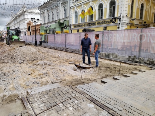 🗣«на Покровке меняют плитку» картины масло, как всегда и вновь и..