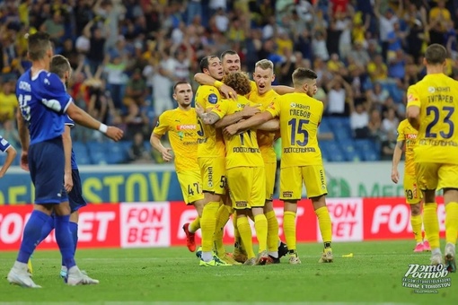 ⚽ ФК "Ростов" обыграл воронежский "Факел" со счётом 2:1 в первом матче сезона. При этом был забит 1000 гол в..