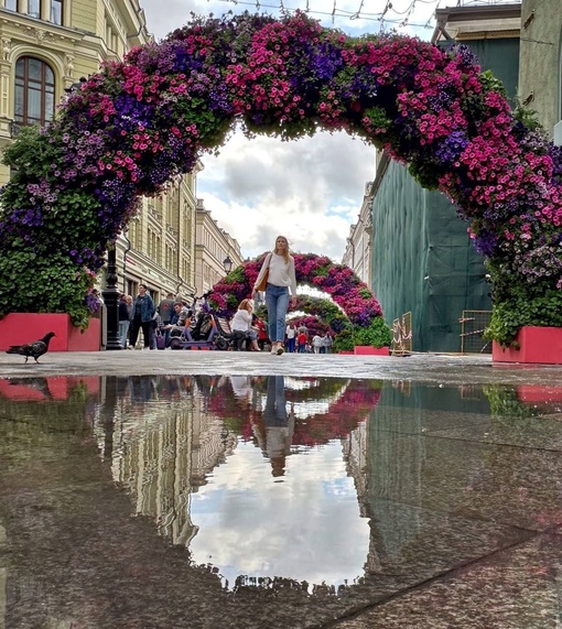 🌸Цветочные арки на Никольской.  Фото..