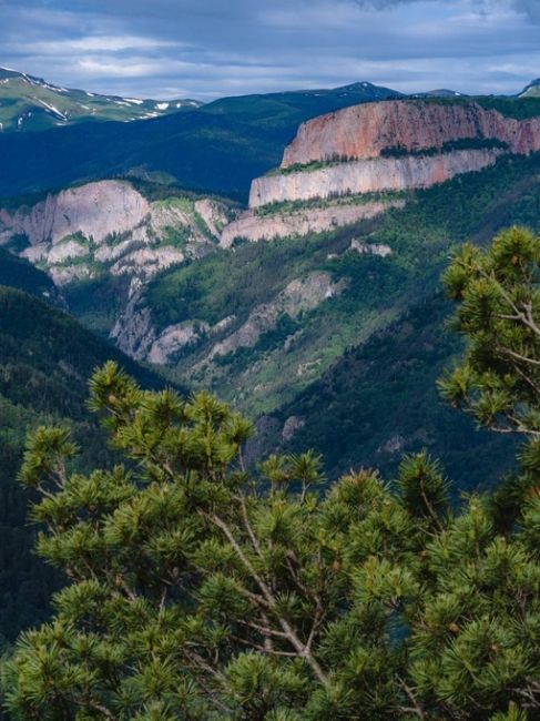 Хребет Бамбаки.  Bambaki mountain range, Krasnodar region, Russia.  Определенно, одно из самых красивых мест Краснодарского края,..