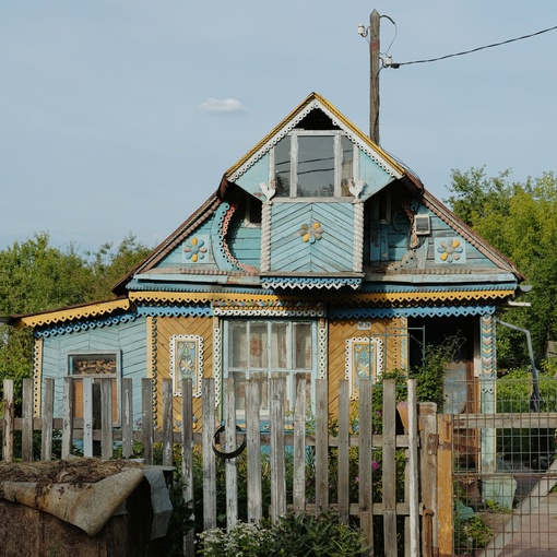 💟Атмосфера бесконечного лета в нижегородских садах. Необычные домики, мотивы окна и кусочки..