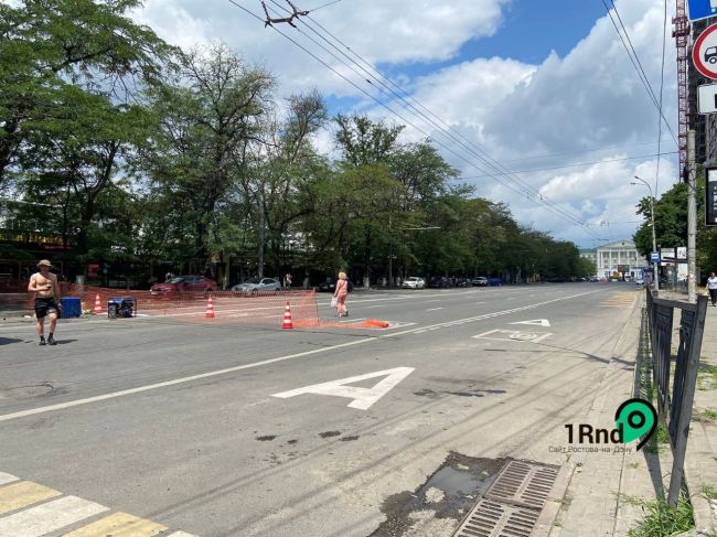 ⛔ Ворошиловский полностью перекопан вдоль Варфоломеева. Здесь не только ликвидируют..