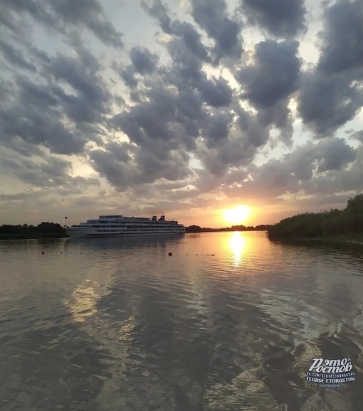 🌳🏖 Ст. Старочеркасская. Чистый пляж, низкие цены в кафе, уличных развлечениях. Отличное место для отдыха с..