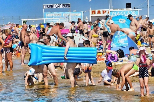 Алёна Водонаева (телеведущая, журналистка, писательница, фотомодель, блогер, бывшая участница реалити-шоу..