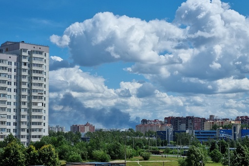 Такую многообещающую картину сегодня можно было увидеть в центре Петербурга.  На самом деле, в промзоне на..