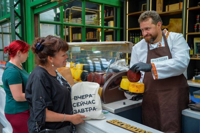 🥞 В Москве полным ходом идет гастрономический фестиваль «Вкусы России» 
В разных районах города работают..