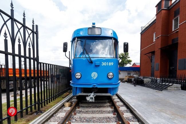 🚋 Трамвай "Татра-Т3" установили в качестве памятника у станции метро "Курская", в ближайшее время здесь..