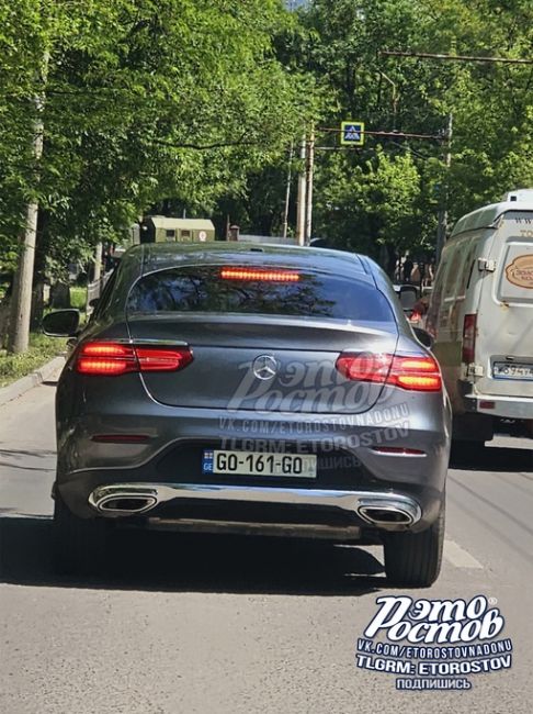 🚗 Ростовский мерседес на модных номерах. Любовь к Ростову видна сразу..