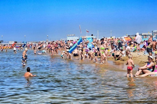 Алёна Водонаева (телеведущая, журналистка, писательница, фотомодель, блогер, бывшая участница реалити-шоу..