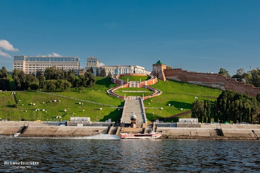 Поиграем в города  Мы начинаем : Нижний Новгород, Вам на..