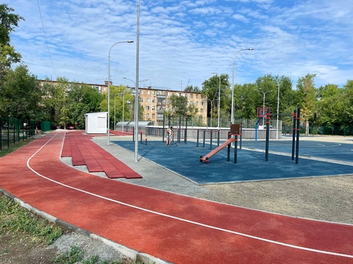 Металлургический район преображается благодаря благоустройству.  Так на бывшем заброшенном стадионе..