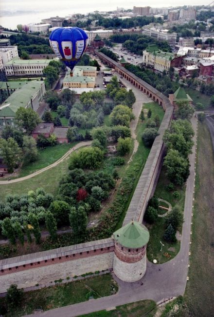 Нижний Новгород,Панорама Кремля. (съёмка велась с воздушного шара), 1997..