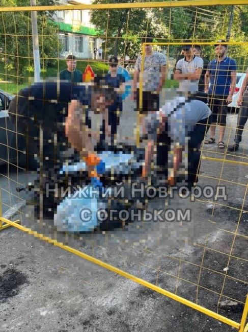 На ул. Должанской в колодце насмерть задохнулся рабочий  По данным трудовой инспекции, он спустился в..